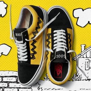 Vans Peanuts Charlie Brown 6 7.5